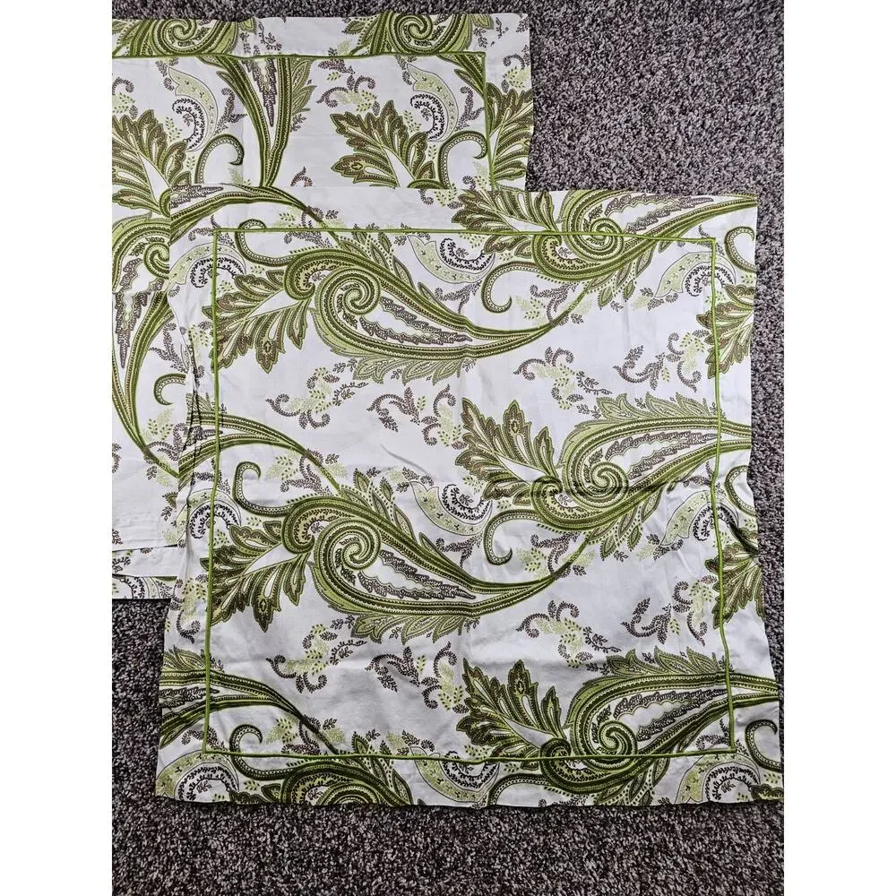 Schweitzer linens set